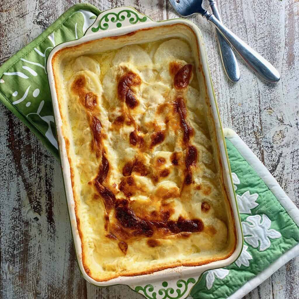 Creamy, Cheesy Dauphinois Potatoes