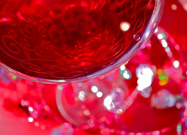 Red Pomatini Cocktails with Pomegranate