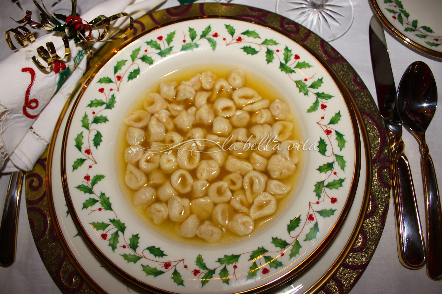 Tortellini in Brodo (Tortellini in Broth) A Northern Italian Classic ...