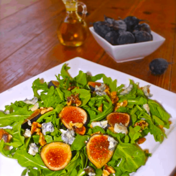 Fig and Arugula Salad with Gorgonzola and Balsamic Vinaigrette