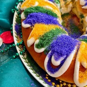 Apple Cream Cheese King Cake | La Bella Vita Cucina