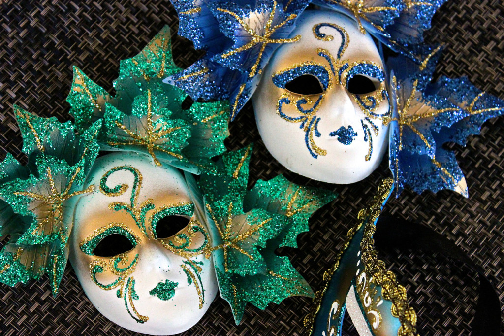 mardis gras and Venice carnevale masks