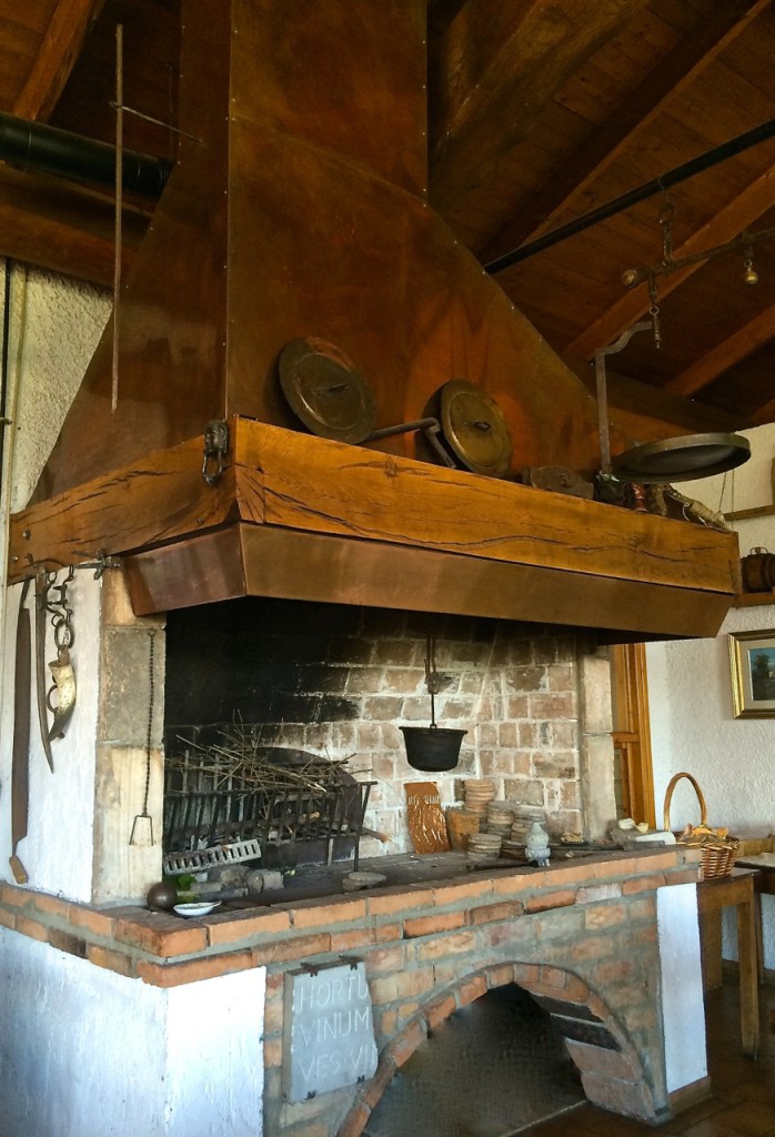 Tigelle: Memories of an Italian Mountain Hearth