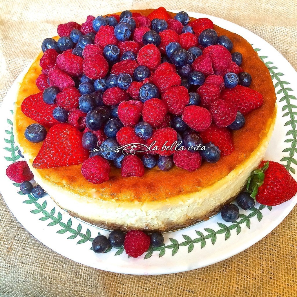 Italian Ricotta Mascarpone Cheesecake with Raspberry Almond Crust