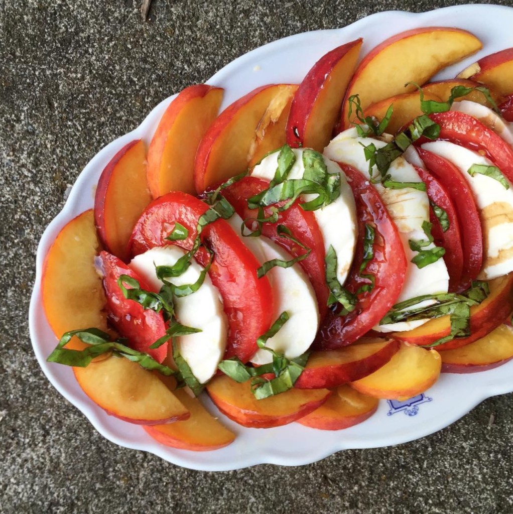 peach caprese salad