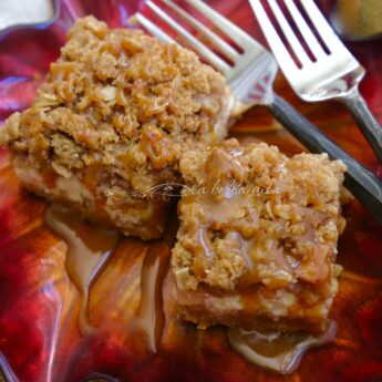 apple caramel cheesecake bars