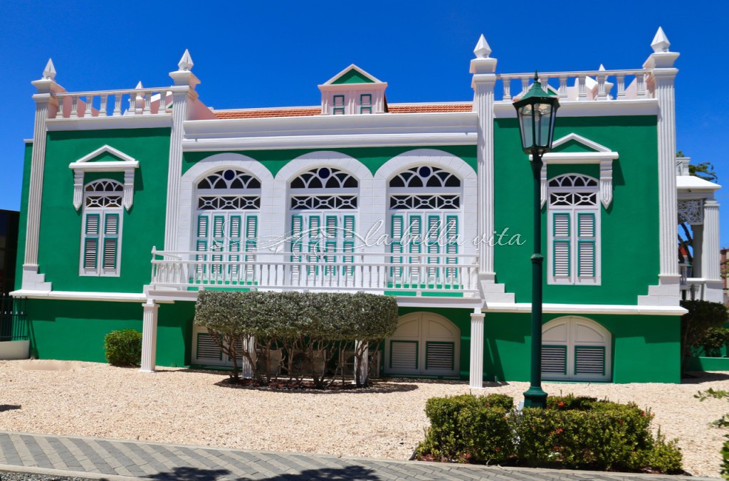 What to See In Aruba: Color and Architecture