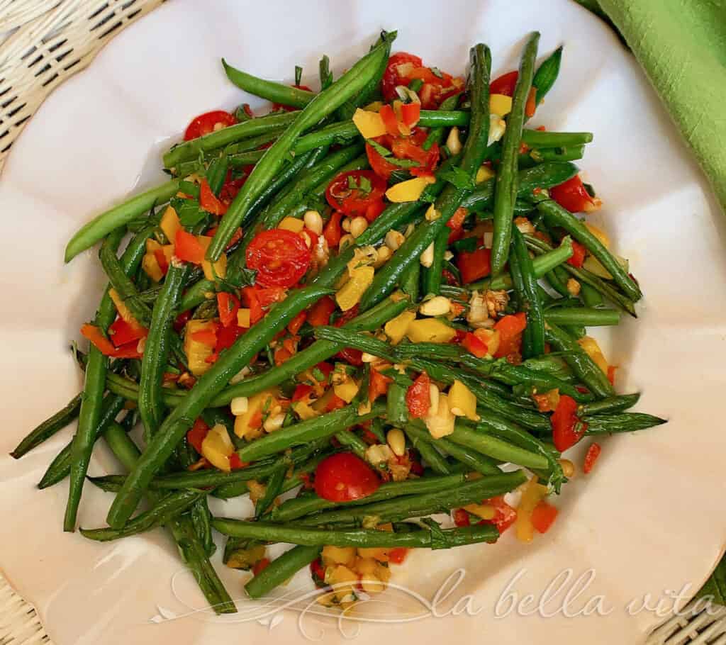 Roasted Haricots Verts and Red Peppers with Garlic 
