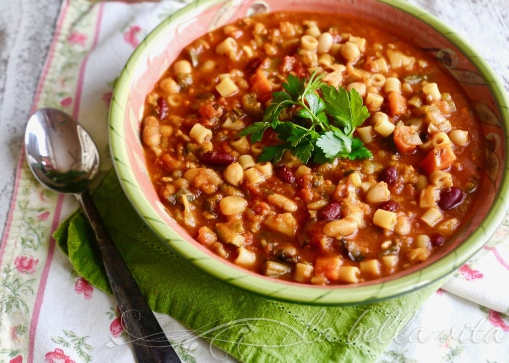 Classic Italian Minestrone Instant Pot