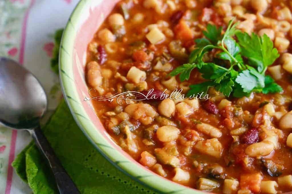 CLASSIC Italian Minestrone Soup INSTANT POT