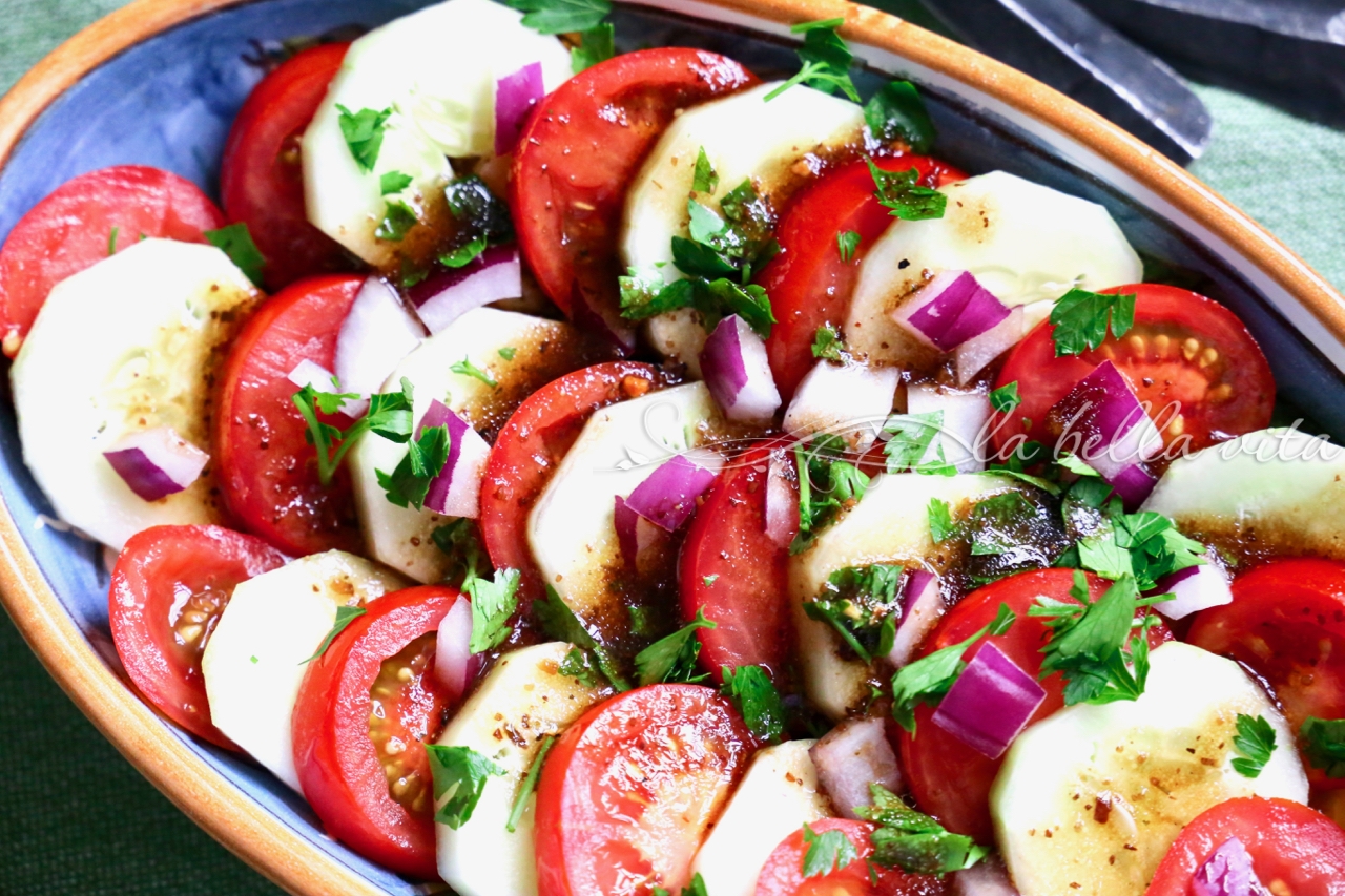 Classic Italian Tomato and Cucumber Salad 