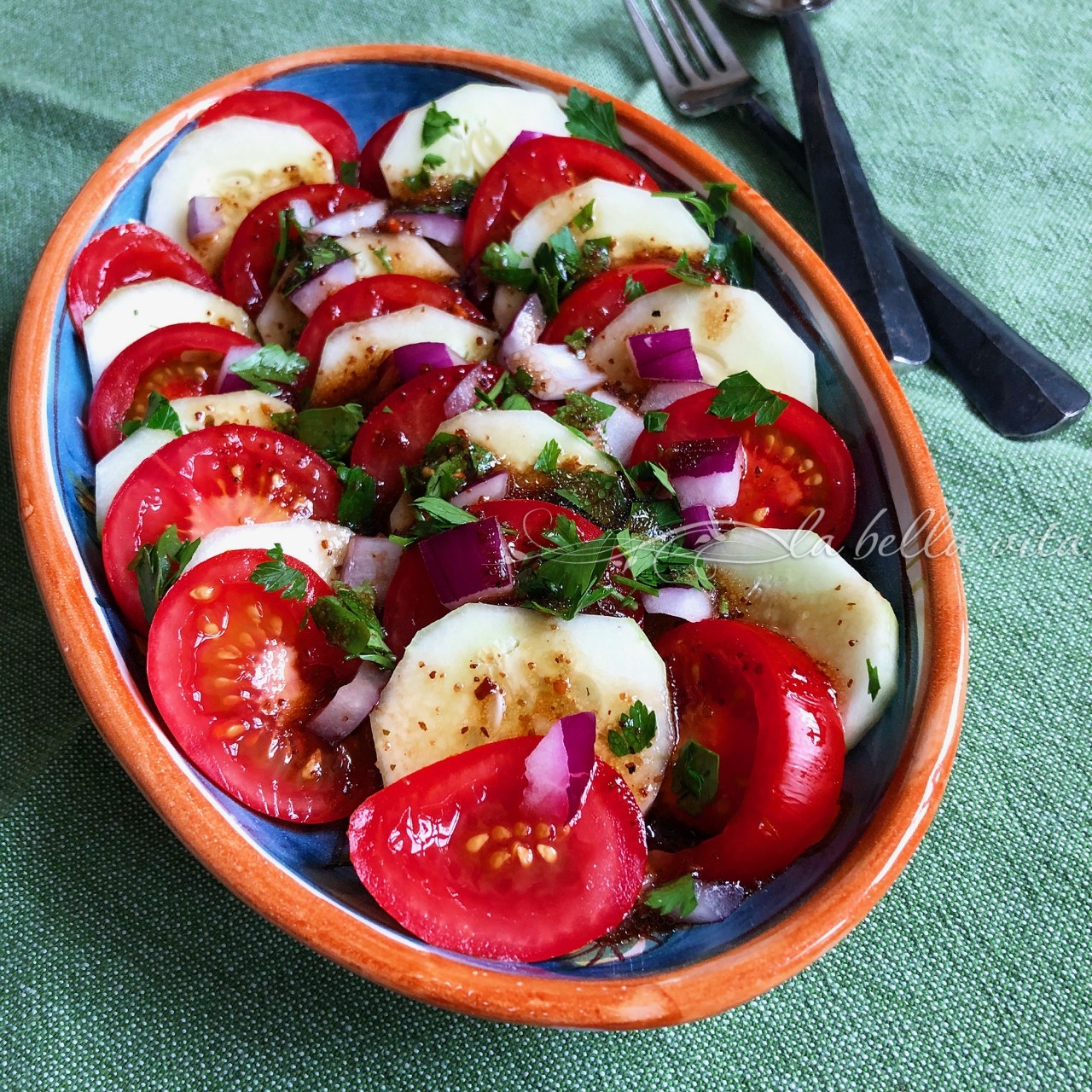 Classic Italian Tomato and Cucumber Salad 