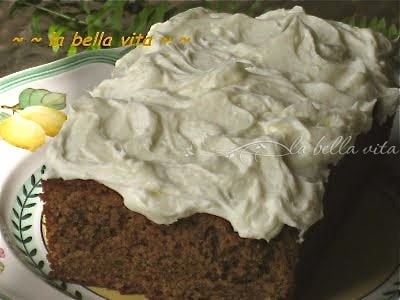 Cinnamony Zucchini Cake with Creamy Cream Cheese Frosting