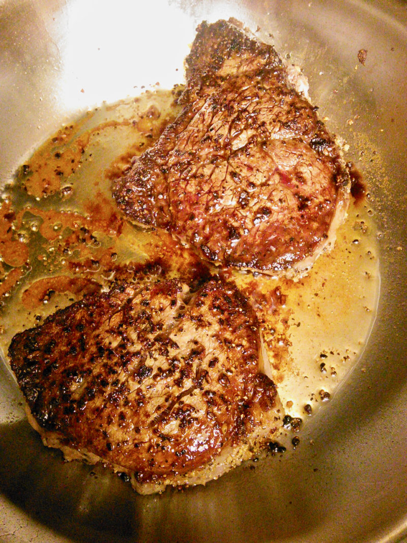 How To Pan Sear Steak To Perfection La Bella Vita Cucina