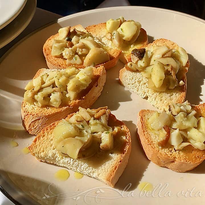 Crostini Funghi