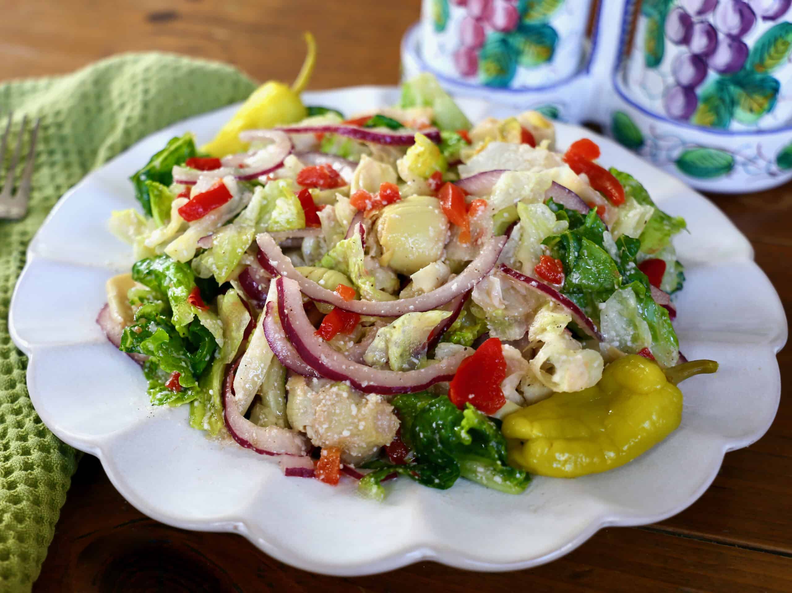 Every household needs a simple and reliable salad & lettuce