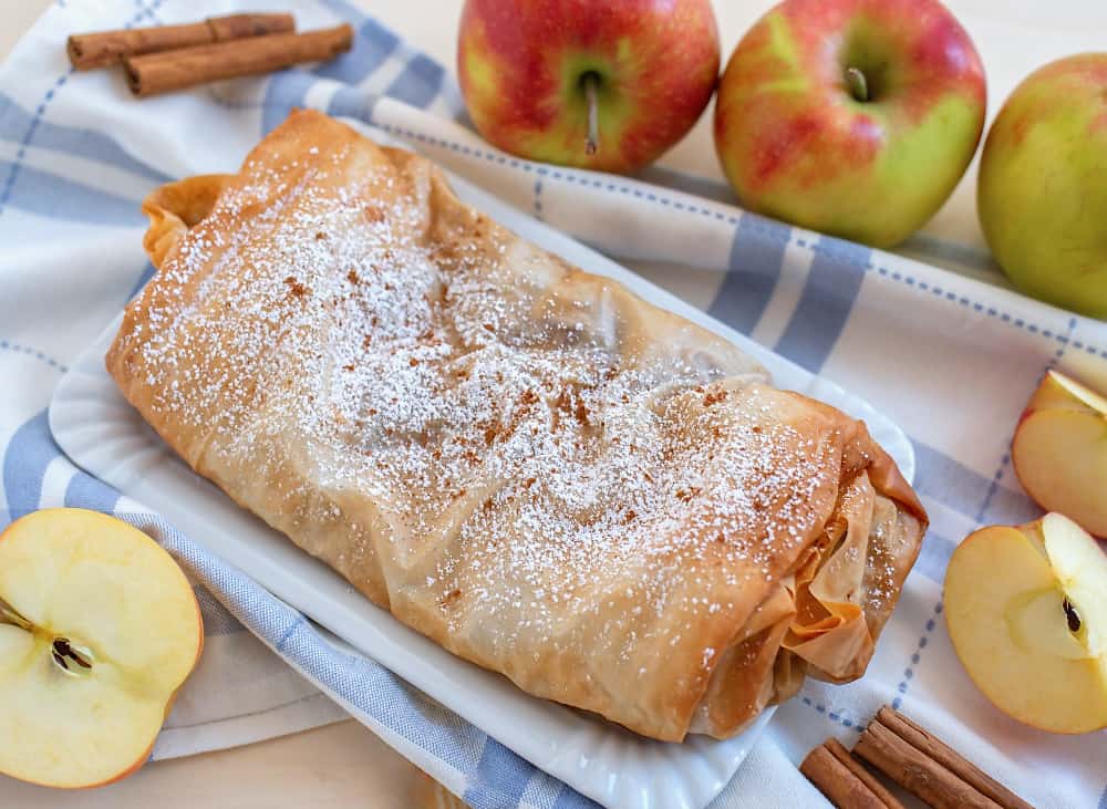 Classic Apple Strudel ~ Strudel di Mele
