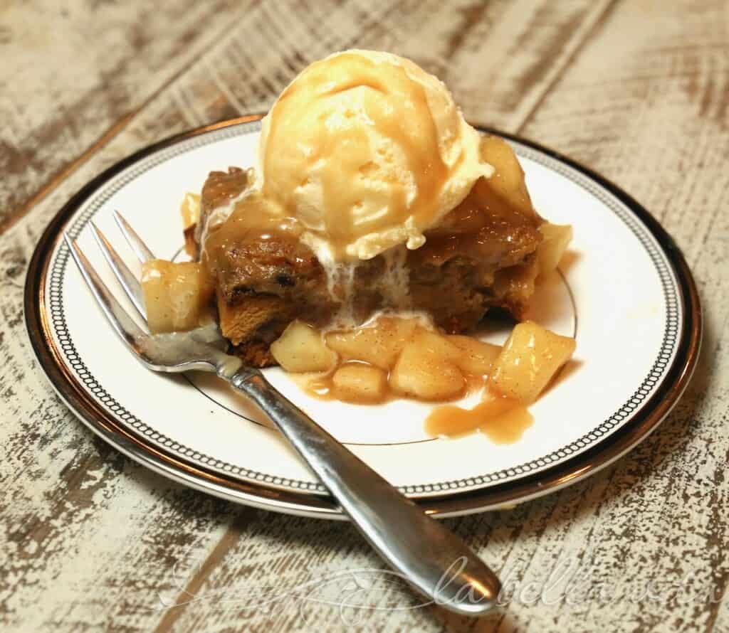 Apple Cinnamon Bread Pudding with Caramel Sauce | La Bella Vita Cucina