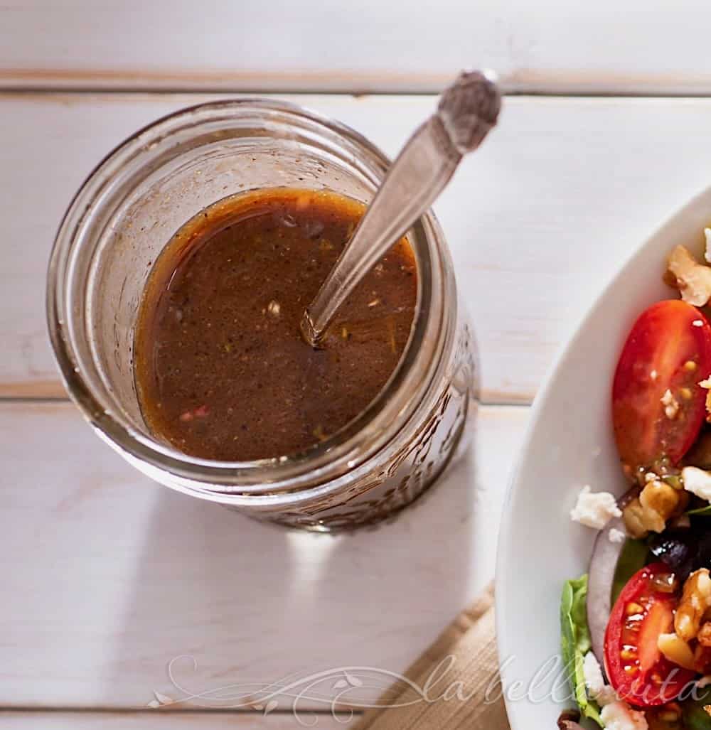 Cranberry Balsamic Vinaigrette with Garlic