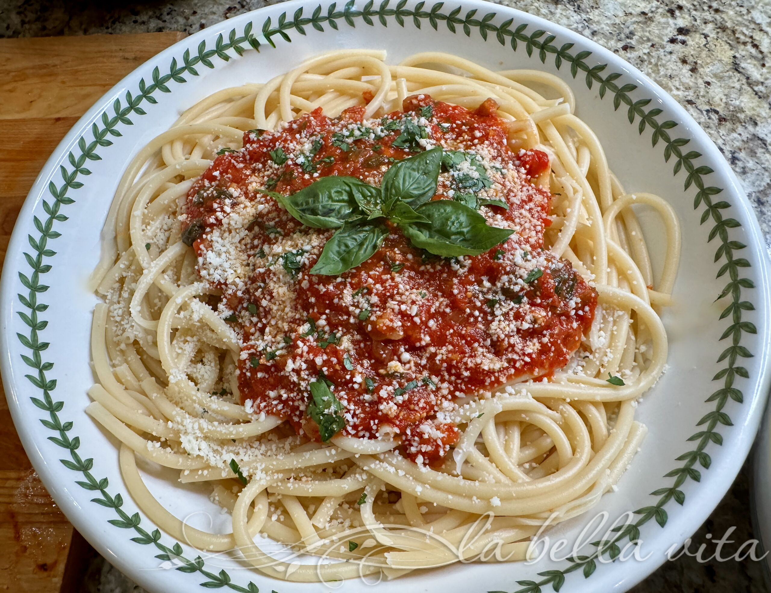 Bucatini All'Amatriciana | La Bella Vita Cucina Bucatini all'Amatriciana